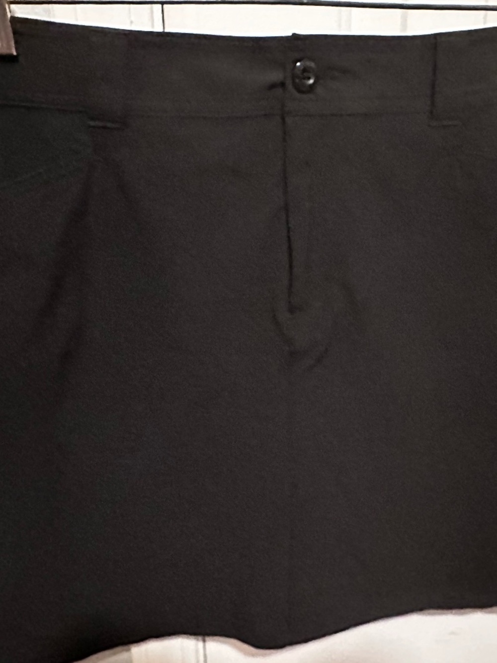 Eddie Bauer size 10 athletic leisure wear skirt with drip dry shorts lining.